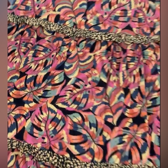 DR-2 Daniel Rainn Tiered Ruffle Floral Maxi Skirt - Picture 4 of 4